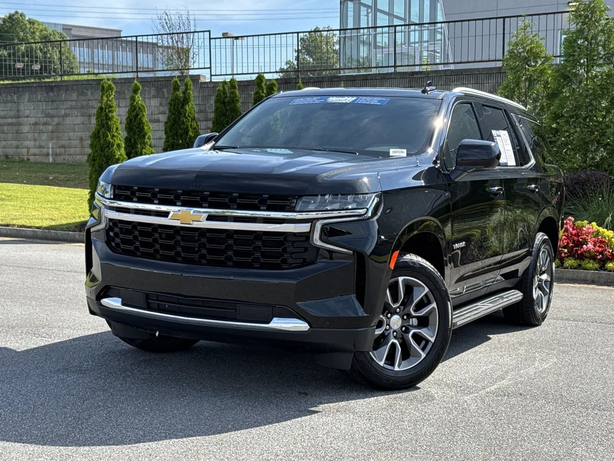 2023 Chevrolet Tahoe LS thumbnail 4