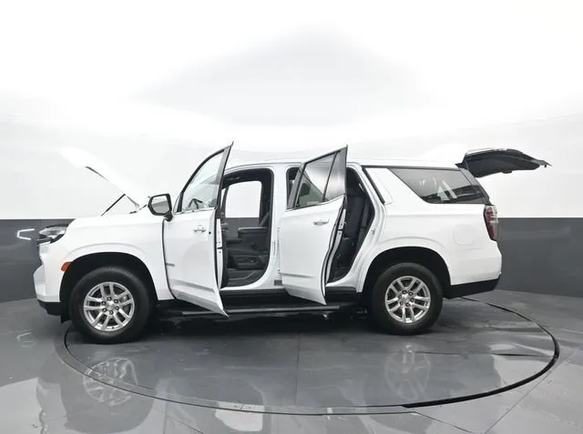 2023 Chevrolet Tahoe LS thumbnail 34