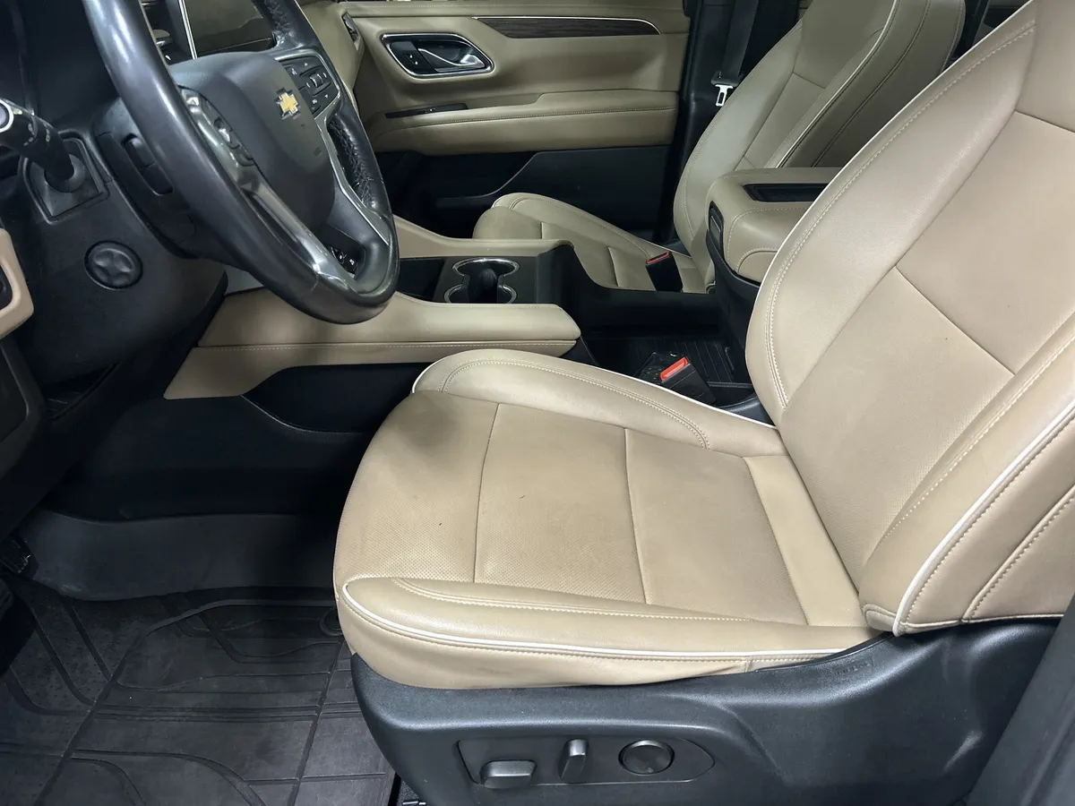 2023 Chevrolet Tahoe Premier thumbnail 16
