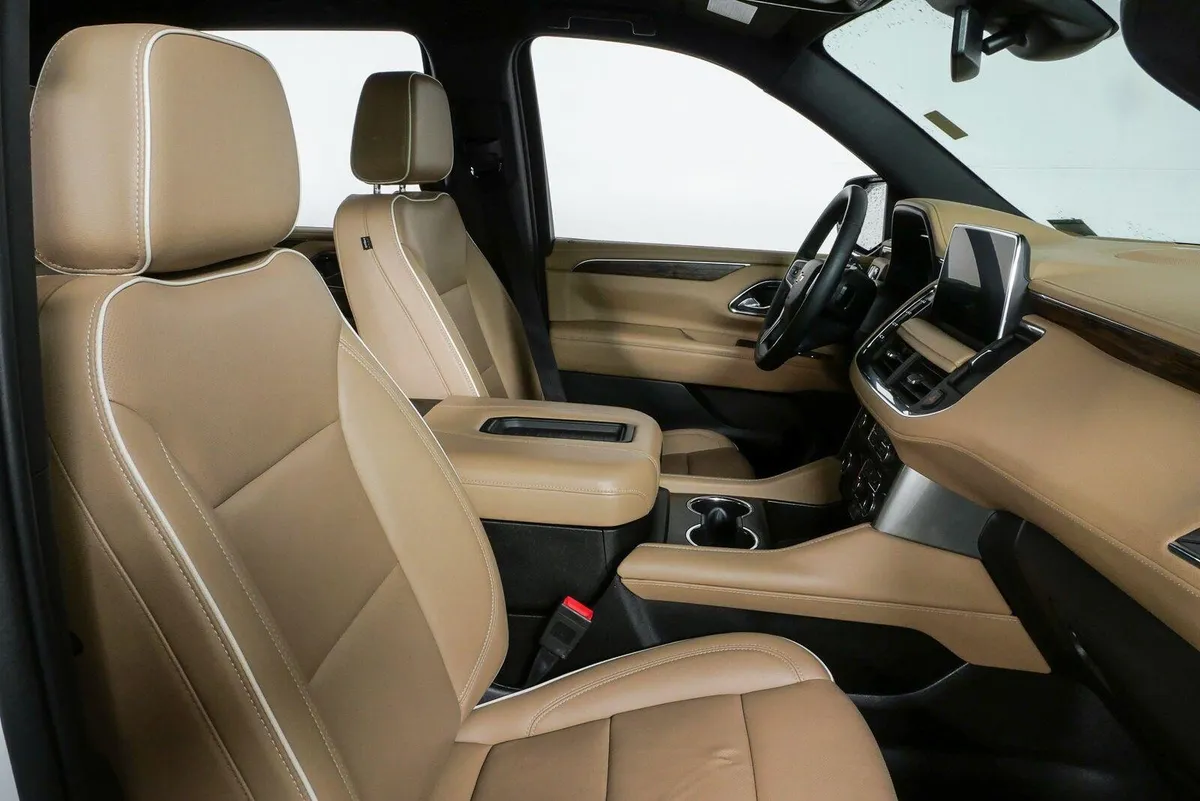 2023 Chevrolet Tahoe Premier thumbnail 23