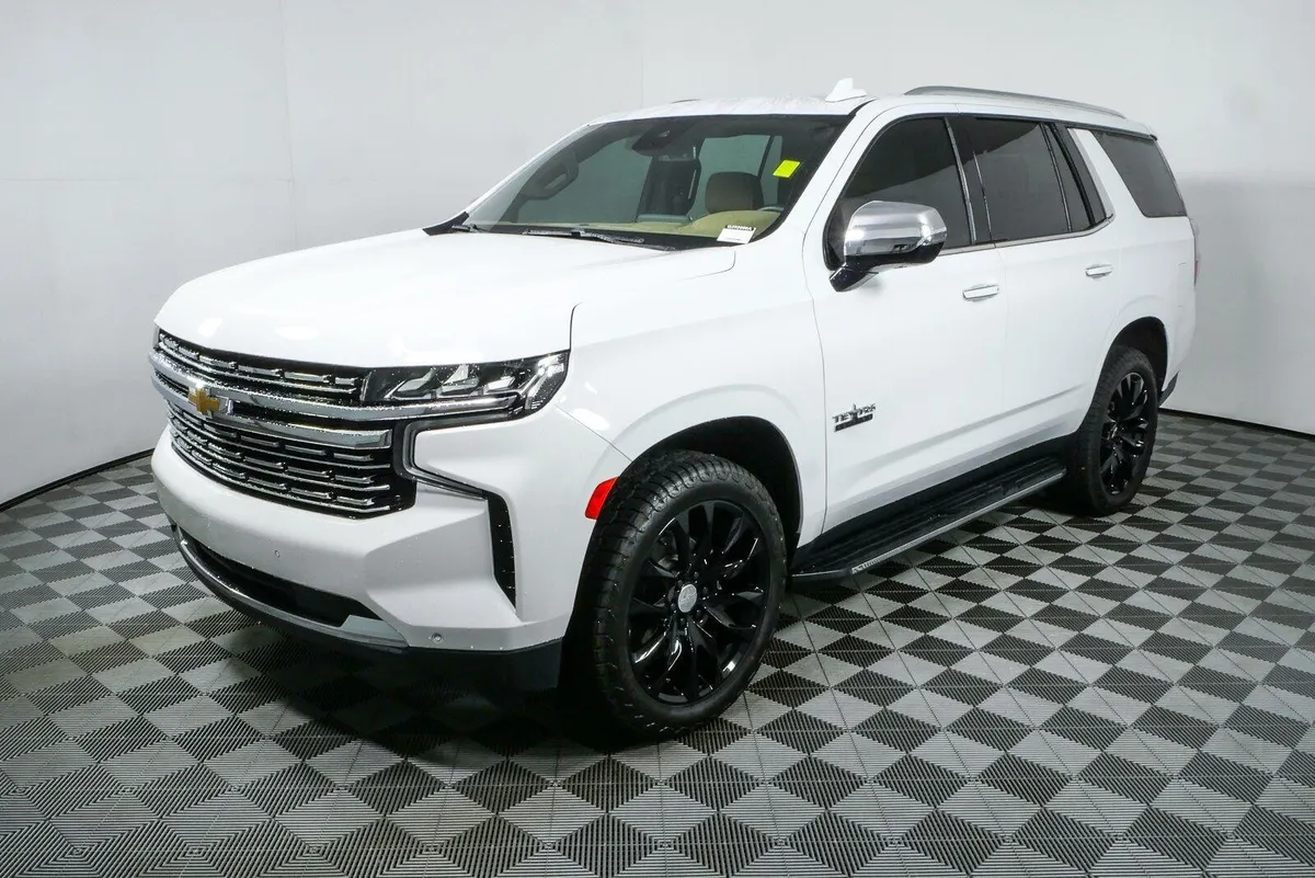 2023 Chevrolet Tahoe Premier thumbnail 26
