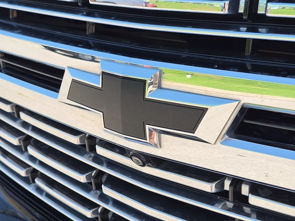 2023 Chevrolet Tahoe Premier thumbnail 32