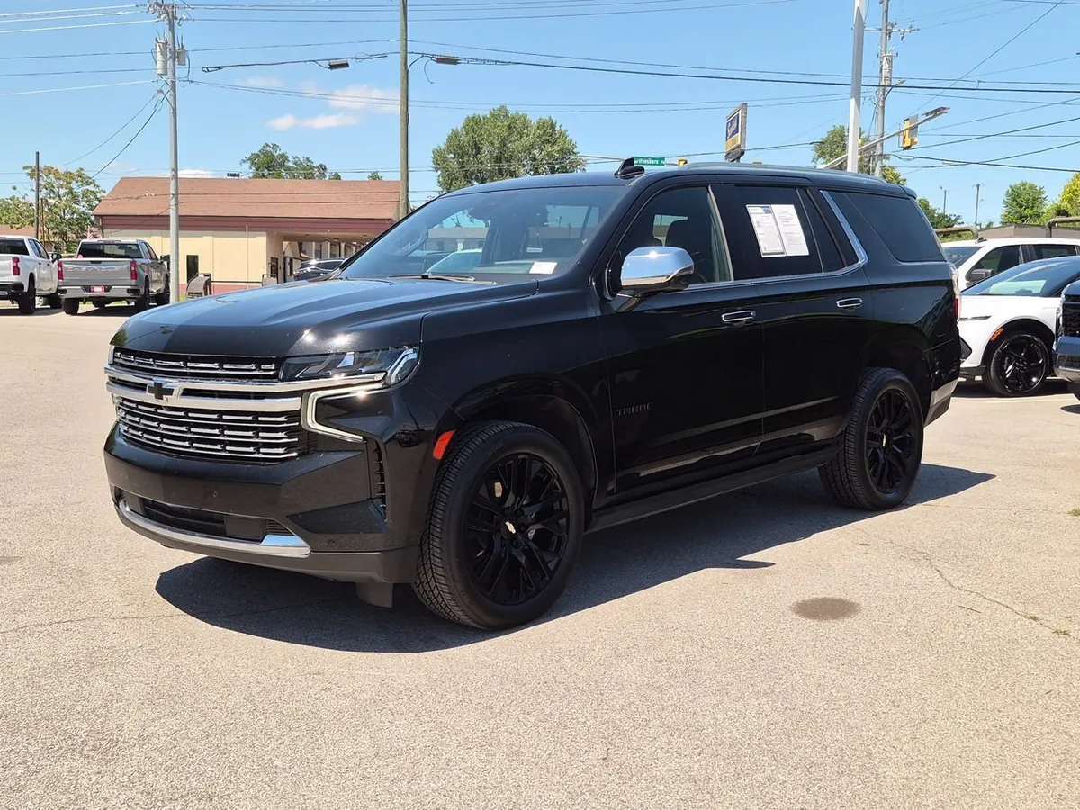 2023 Chevrolet Tahoe Premier thumbnail 4
