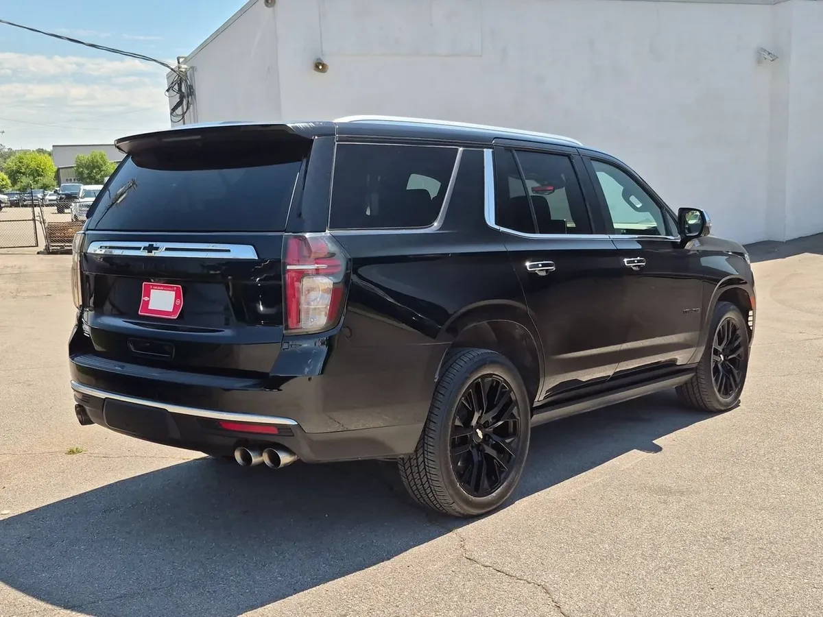 2023 Chevrolet Tahoe Premier thumbnail 8