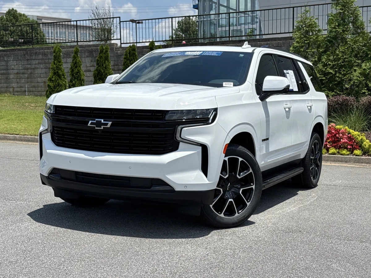 2023 Chevrolet Tahoe RST thumbnail 4