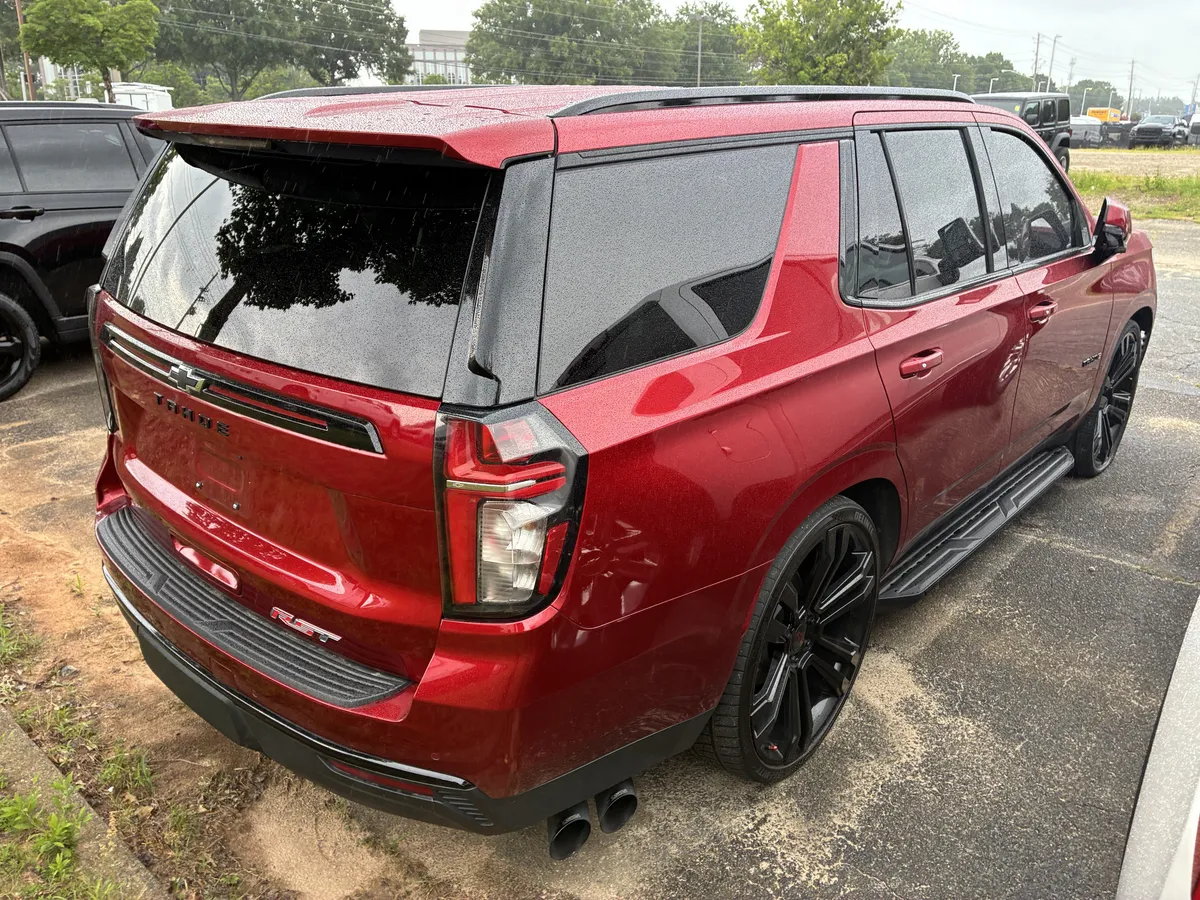 2023 Chevrolet Tahoe RST thumbnail 7