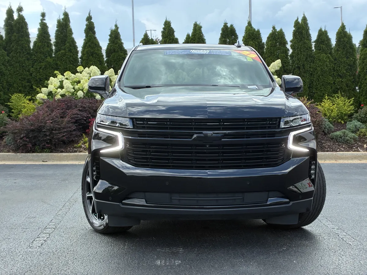 2023 Chevrolet Tahoe RST thumbnail 4