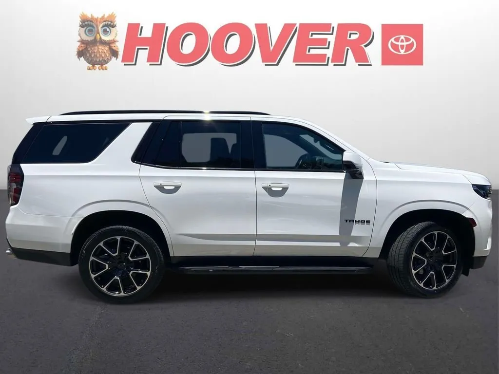 2023 Chevrolet Tahoe RST thumbnail 2