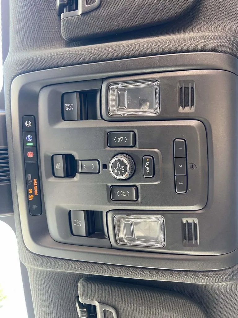 2023 Chevrolet Tahoe RST thumbnail 21