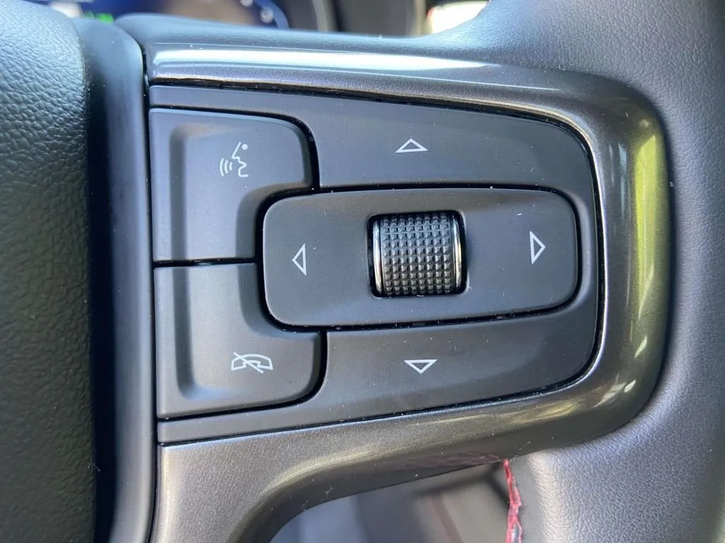 2023 Chevrolet Tahoe RST thumbnail 32