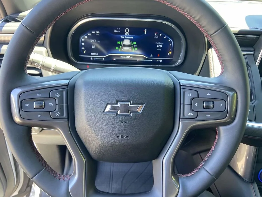 2023 Chevrolet Tahoe RST thumbnail 33