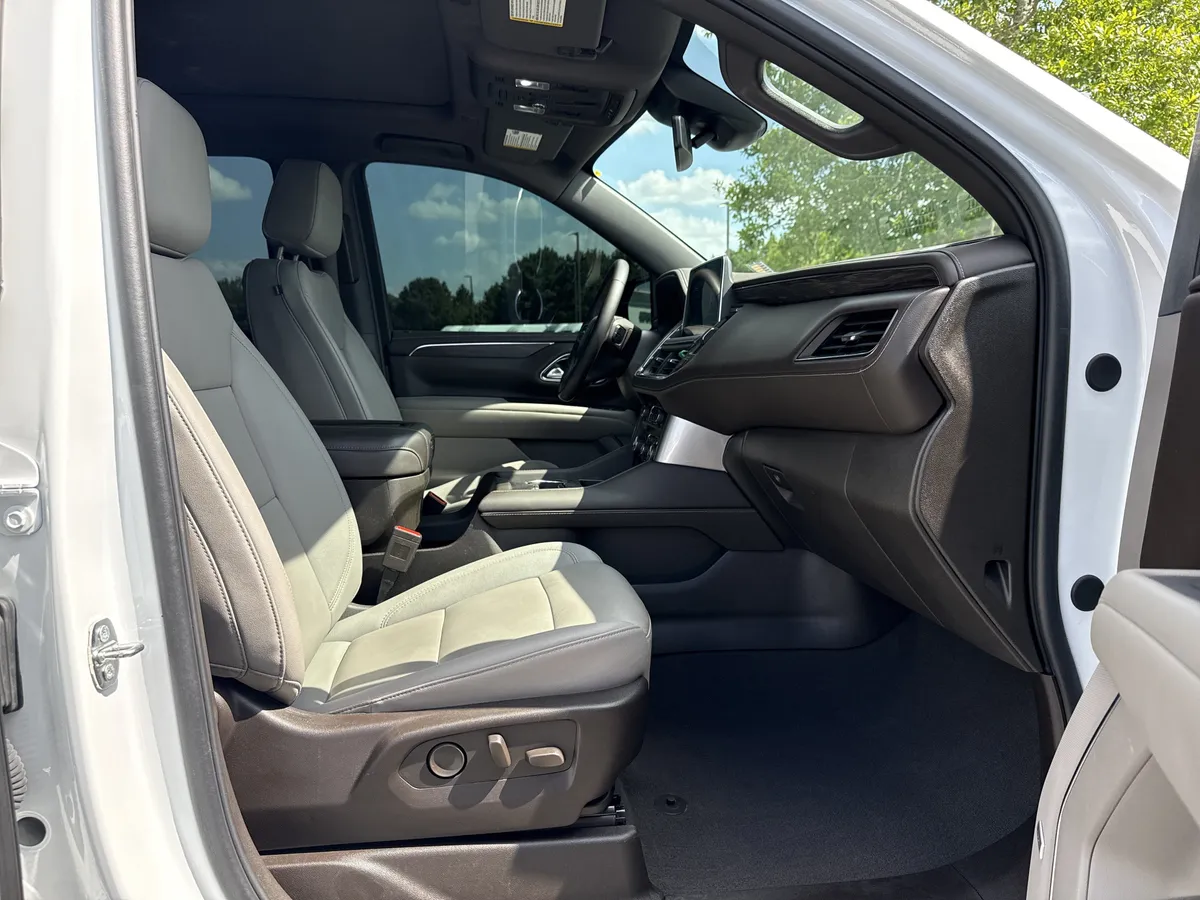 2023 Chevrolet Tahoe Z71 thumbnail 14
