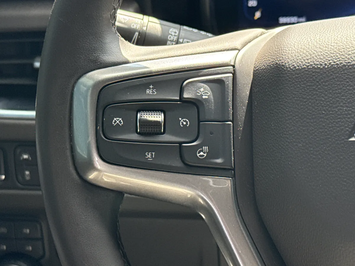 2023 Chevrolet Tahoe Z71 thumbnail 27