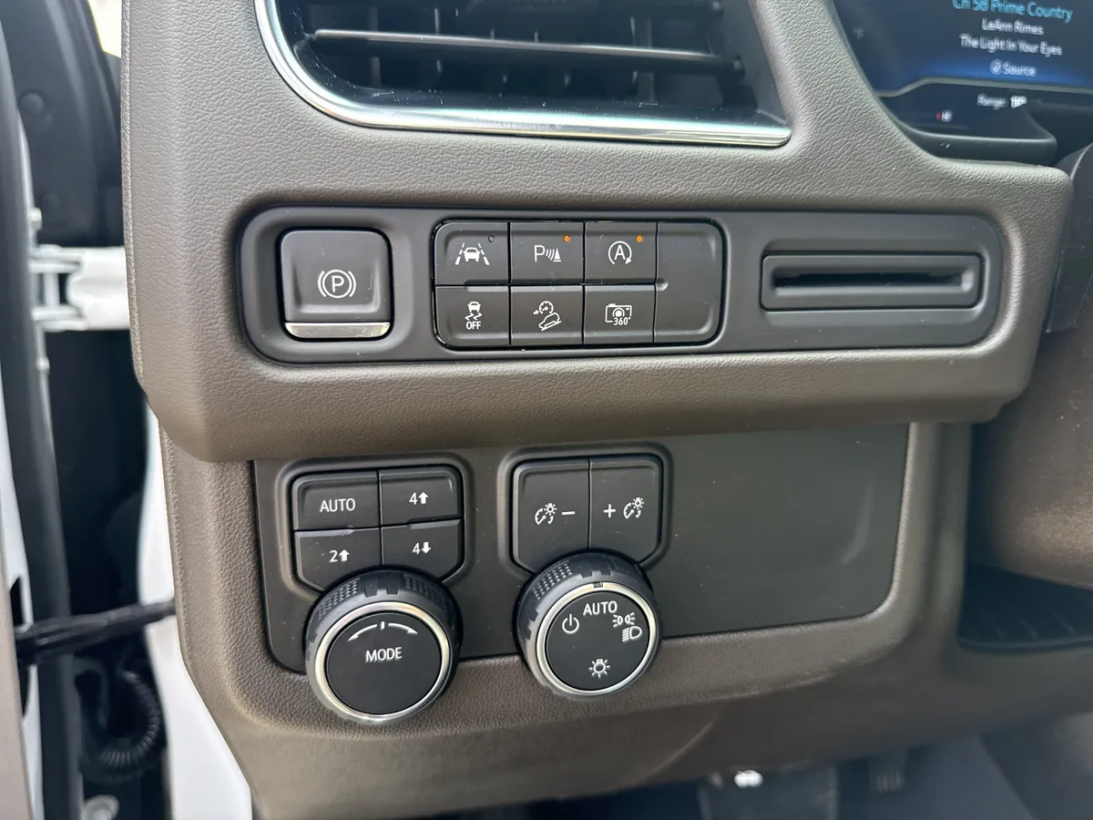 2023 Chevrolet Tahoe Z71 thumbnail 33