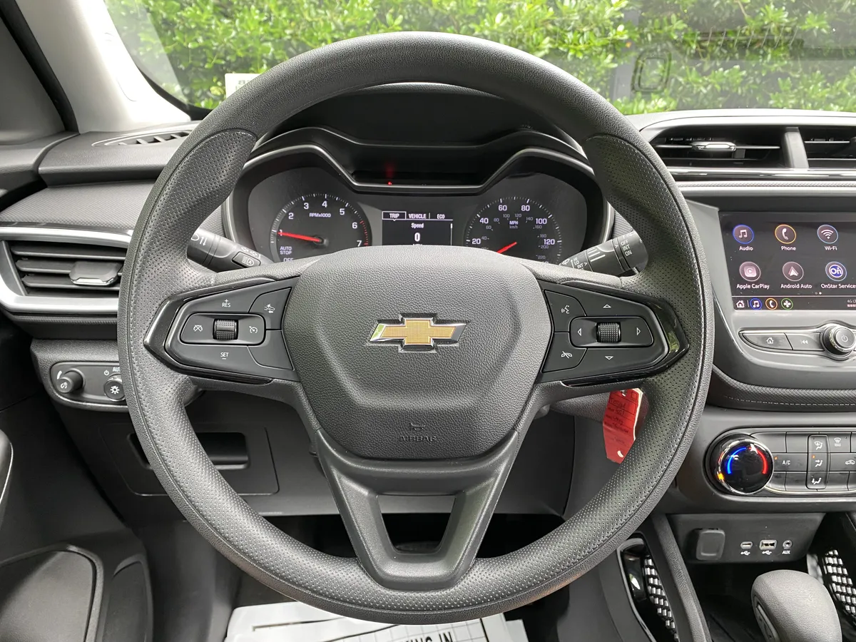 2023 Chevrolet Trailblazer LS thumbnail 17