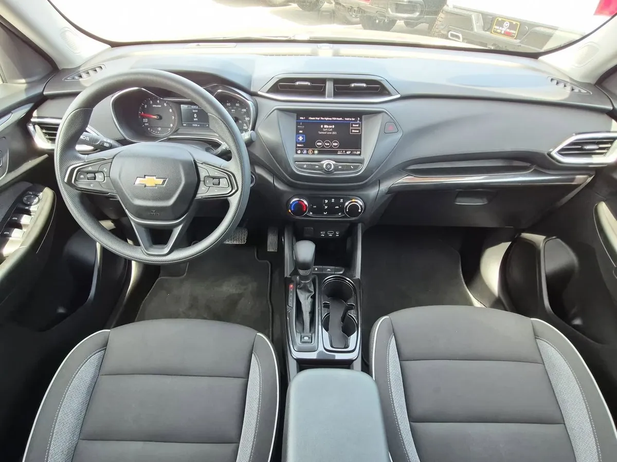 2023 Chevrolet Trailblazer LT thumbnail 19