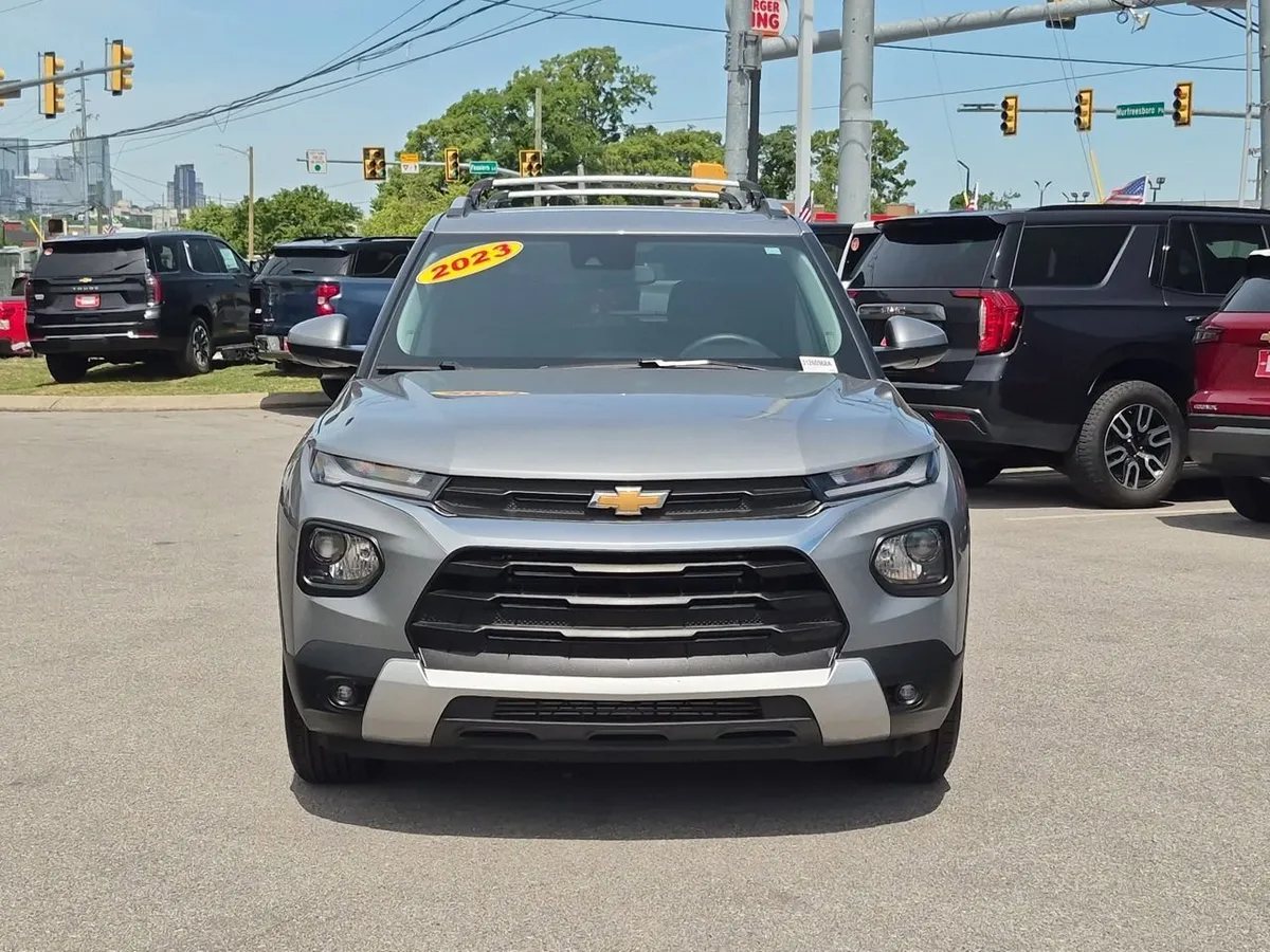 2023 Chevrolet Trailblazer LT thumbnail 3