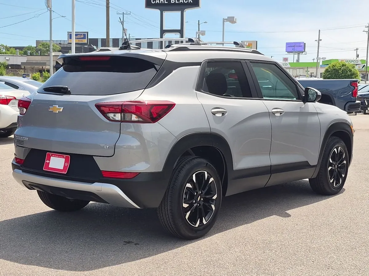 2023 Chevrolet Trailblazer LT thumbnail 8