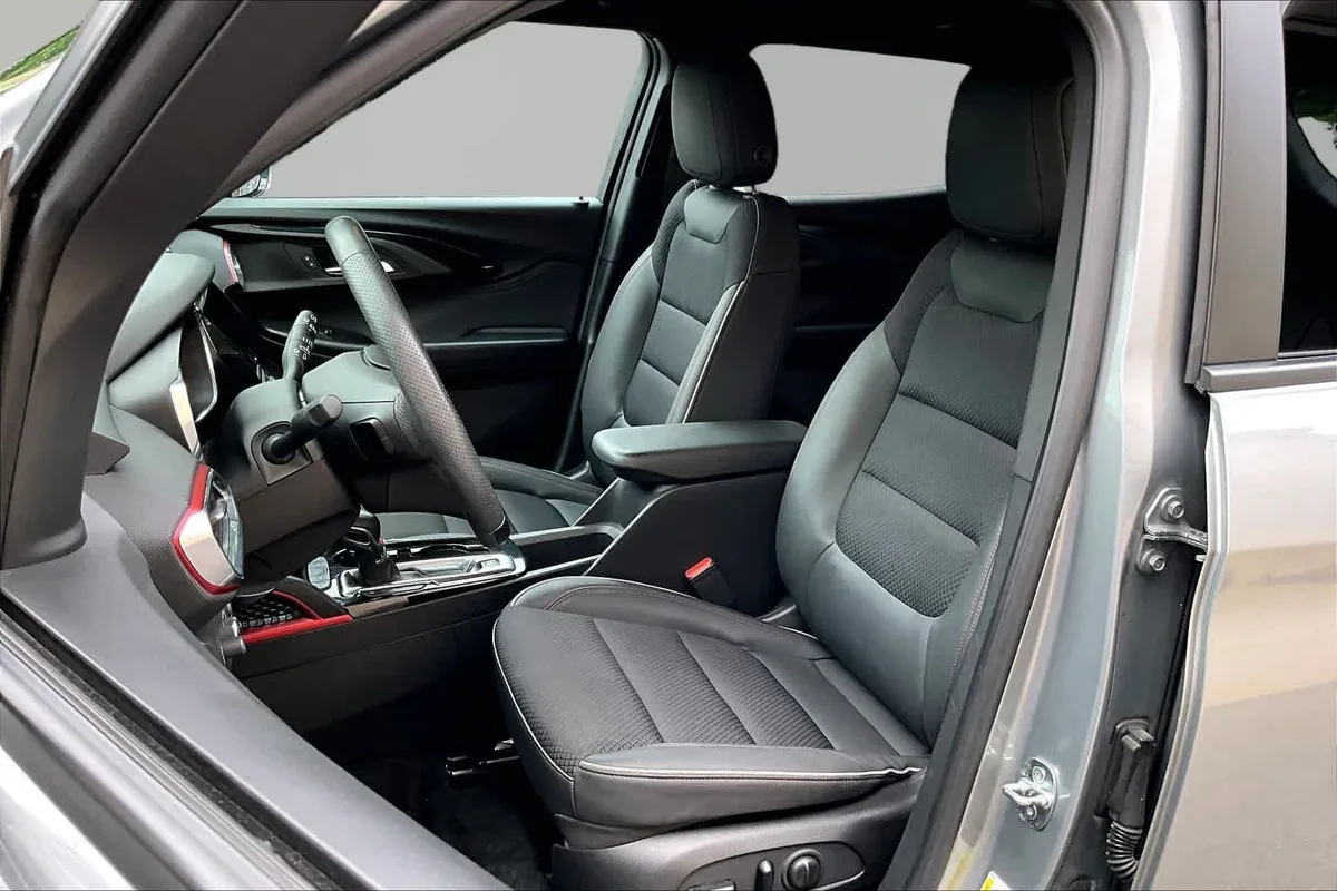 2023 Chevrolet Trailblazer RS thumbnail 8