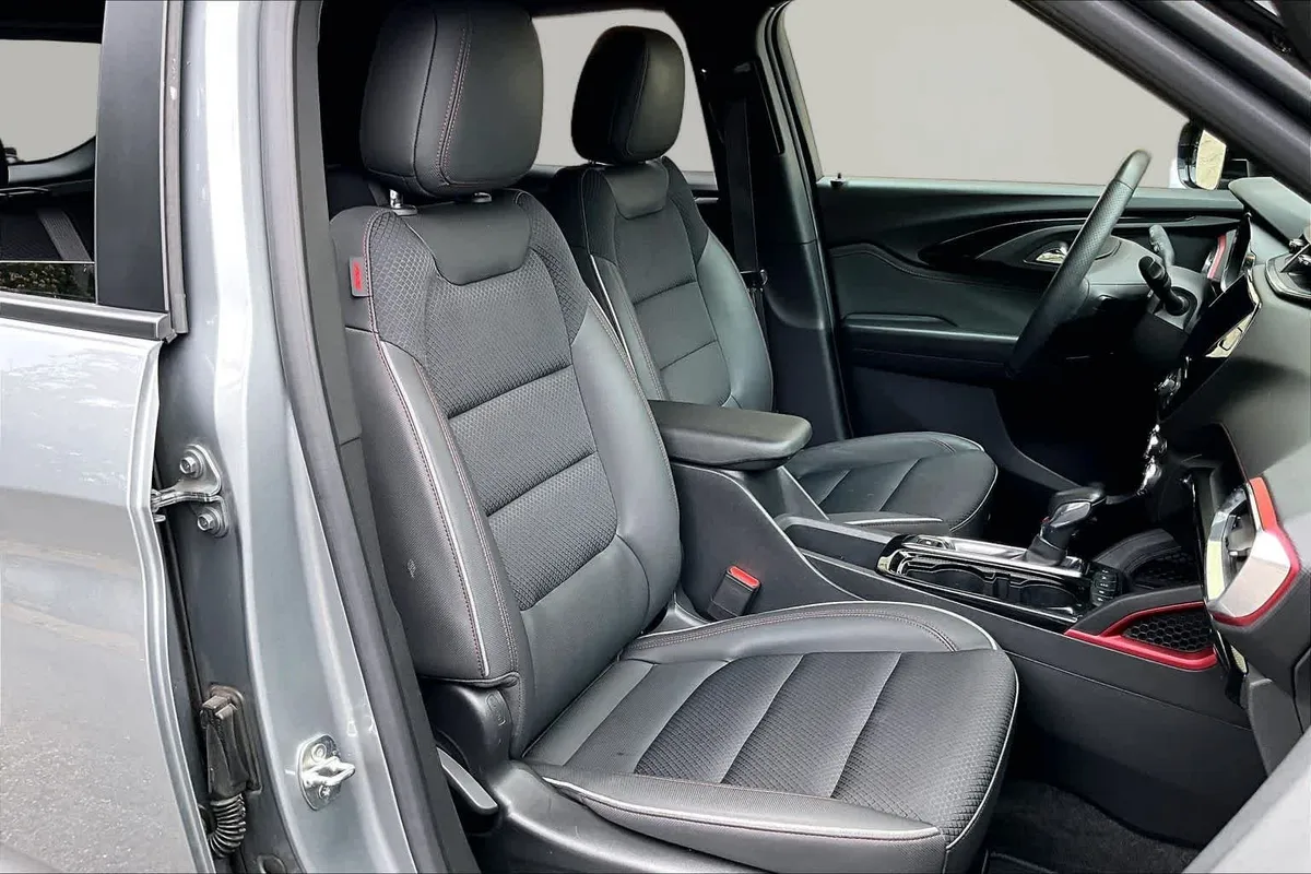 2023 Chevrolet Trailblazer RS thumbnail 9