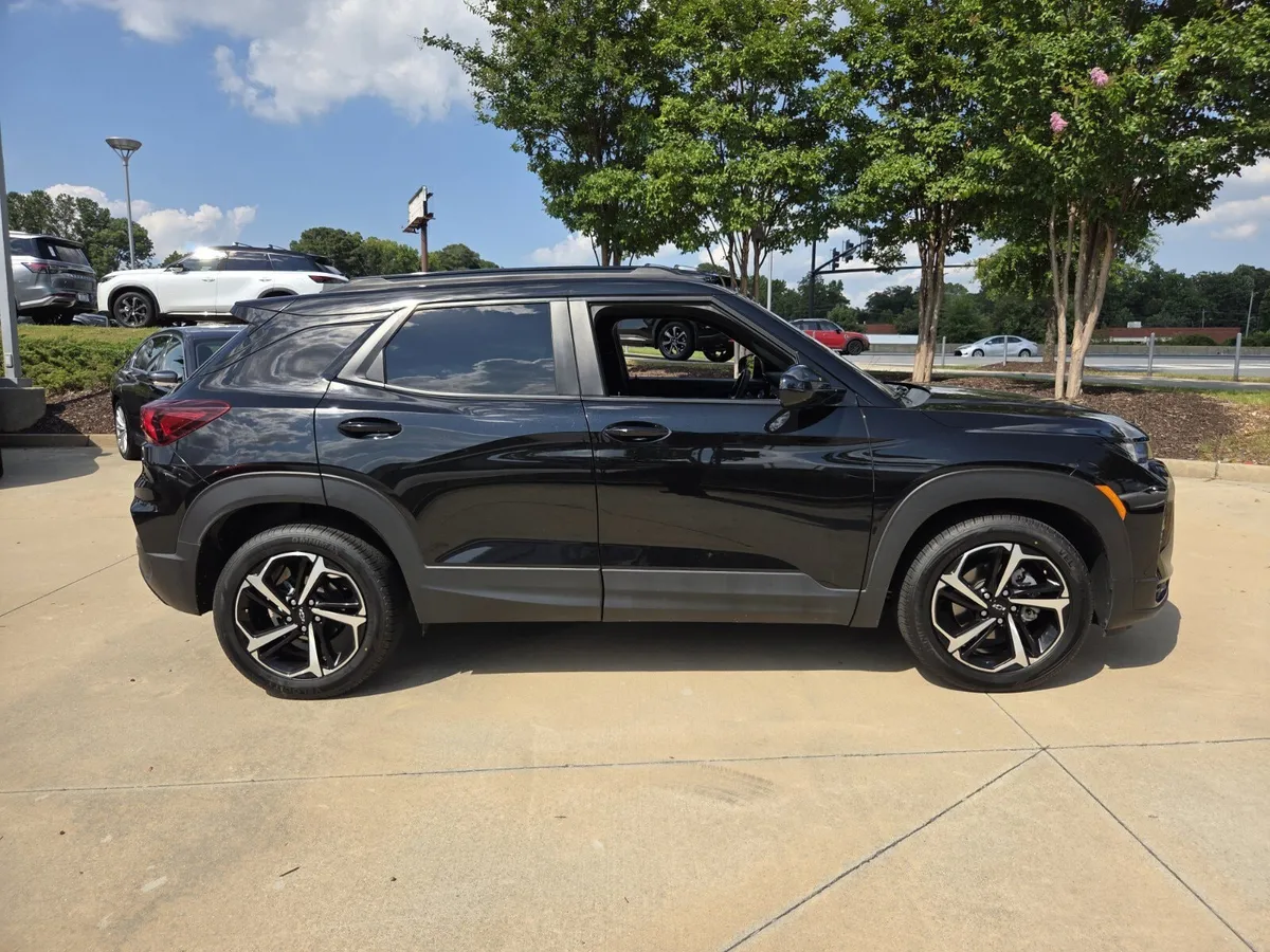 2023 Chevrolet Trailblazer RS thumbnail 5