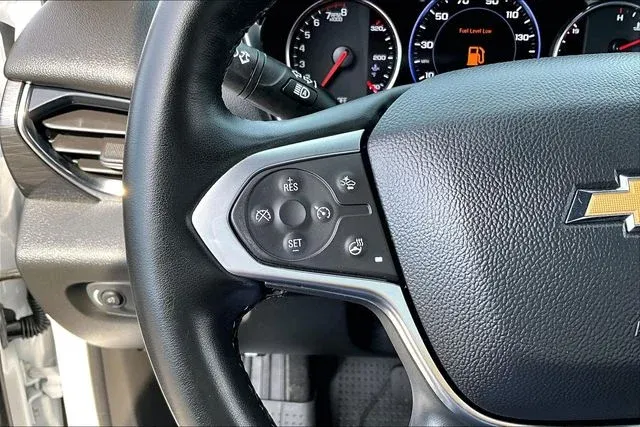 2023 Chevrolet Traverse High Country thumbnail 10