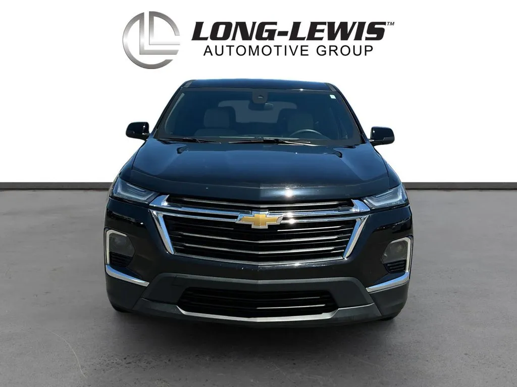 2023 Chevrolet Traverse LS thumbnail 11
