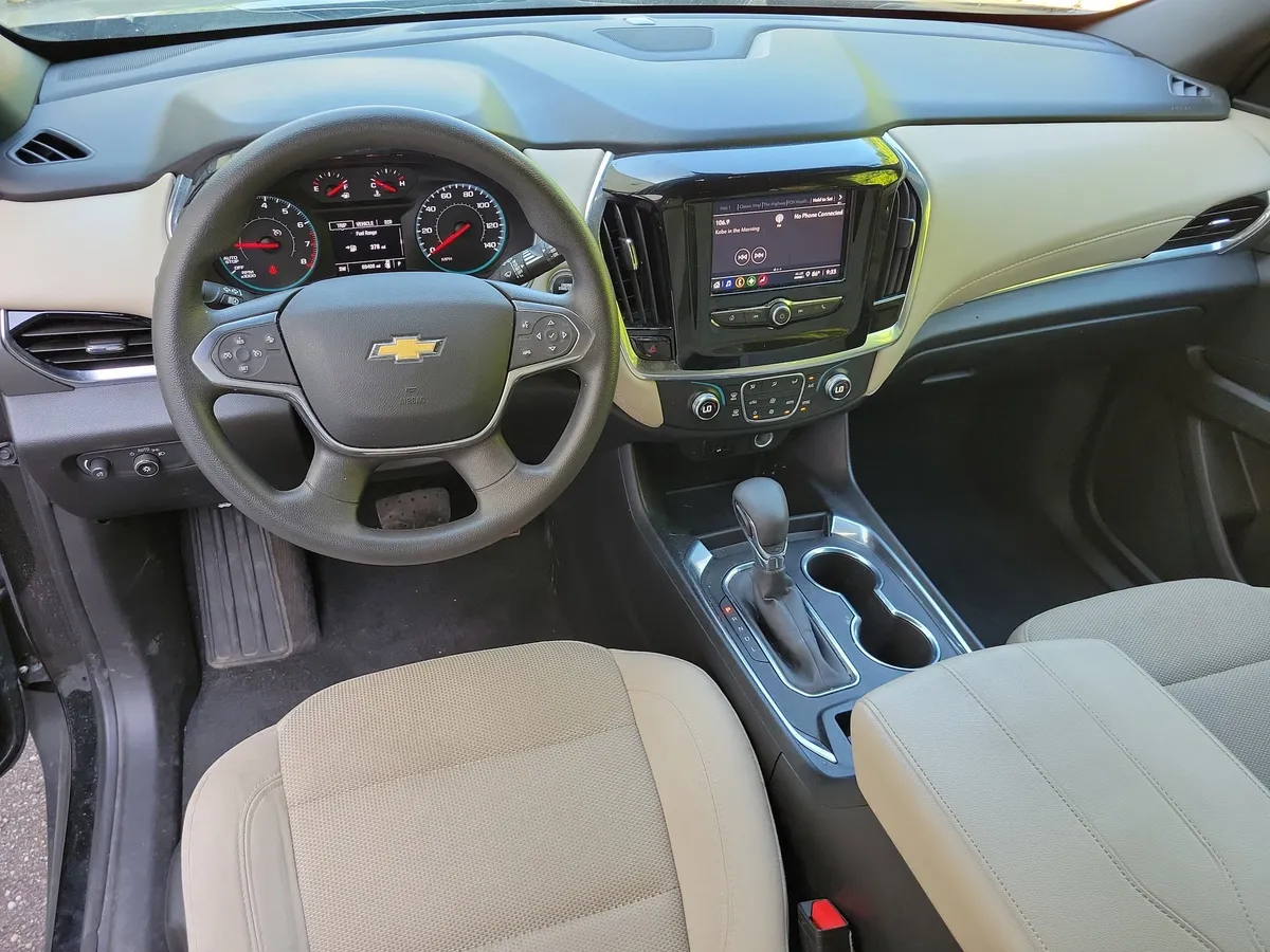 2023 Chevrolet Traverse LS w/1LS thumbnail 14