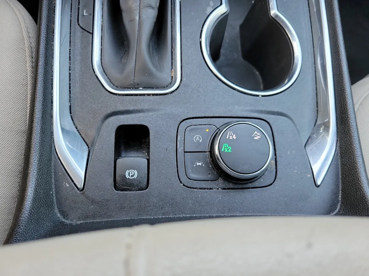 2023 Chevrolet Traverse LS w/1LS thumbnail 19