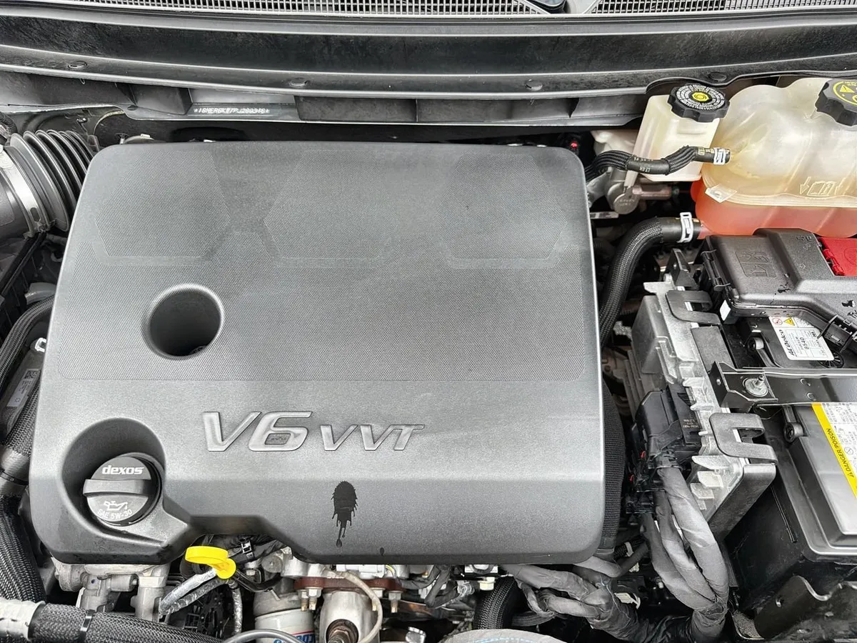 2023 Chevrolet Traverse LT Cloth thumbnail 25