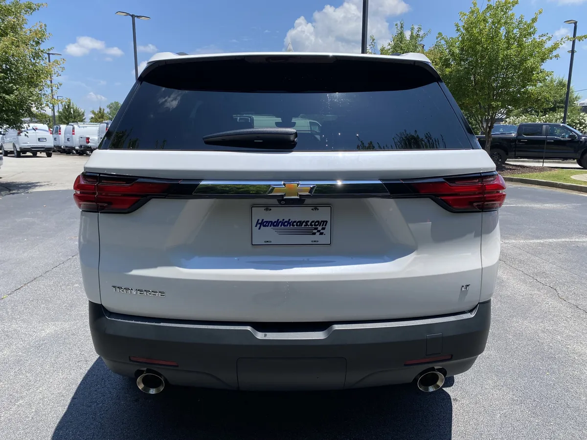 2023 Chevrolet Traverse LT Leather thumbnail 7