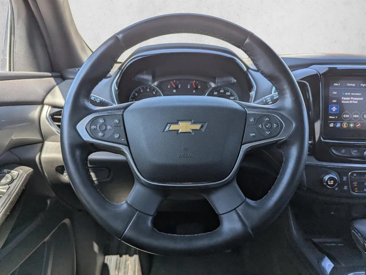 2023 Chevrolet Traverse LT Leather thumbnail 15