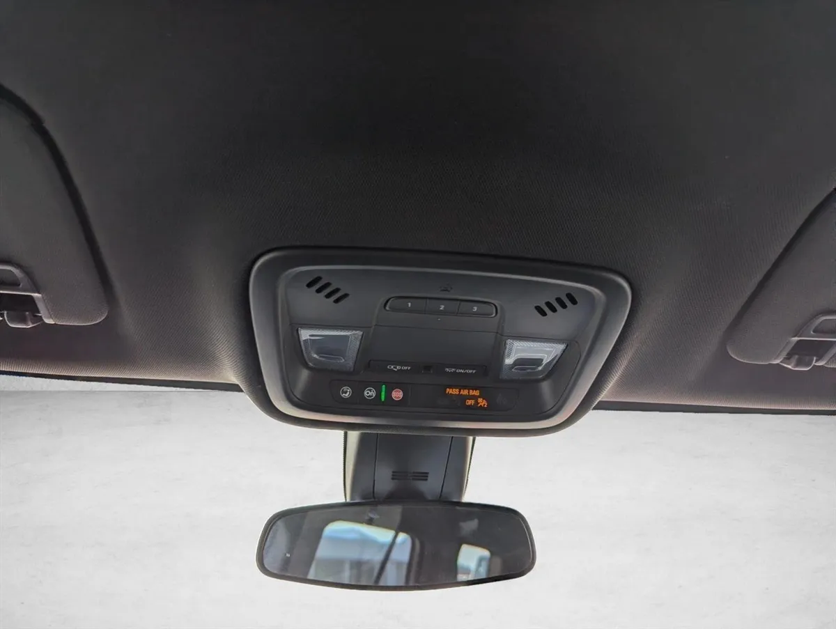 2023 Chevrolet Traverse LT Leather thumbnail 20