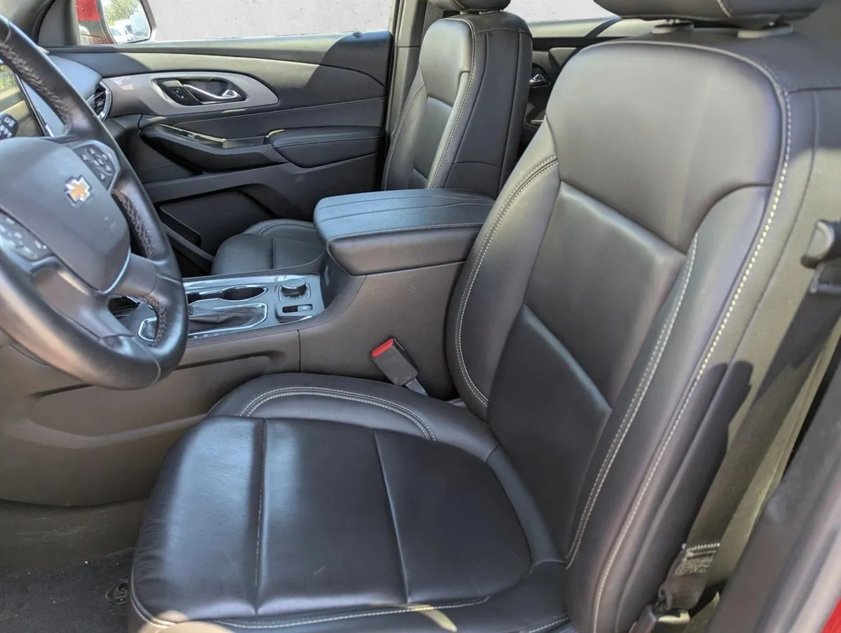 2023 Chevrolet Traverse LT Leather thumbnail 22