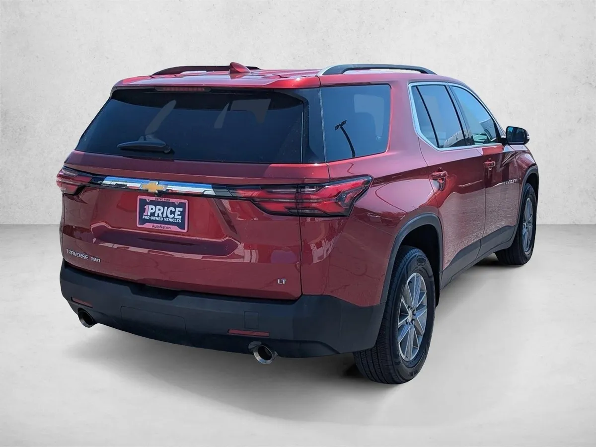 2023 Chevrolet Traverse LT Leather thumbnail 5