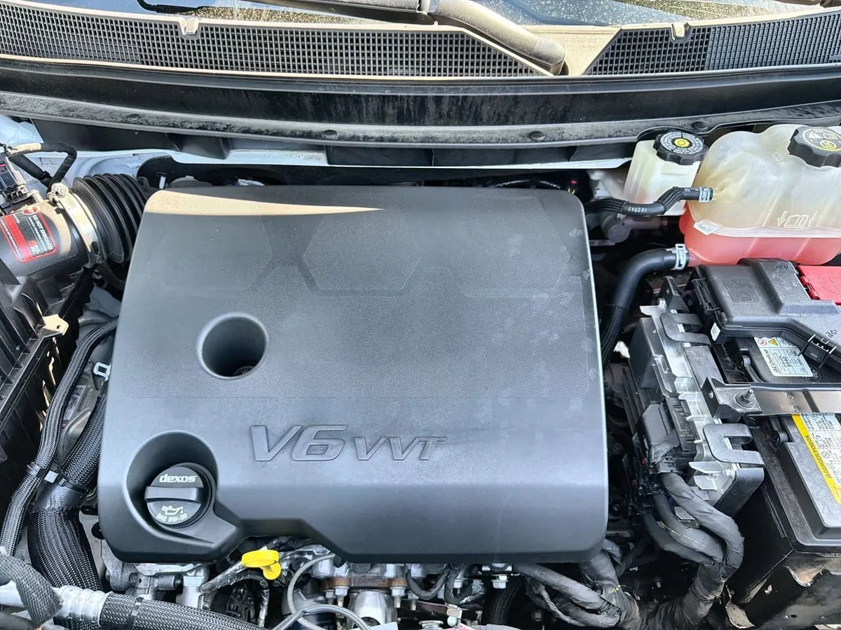 2023 Chevrolet Traverse Premier thumbnail 25