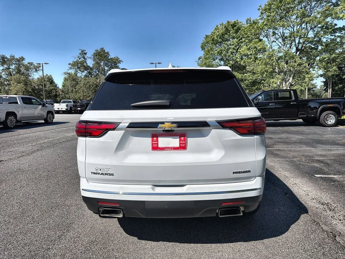 2023 Chevrolet Traverse Premier thumbnail 7