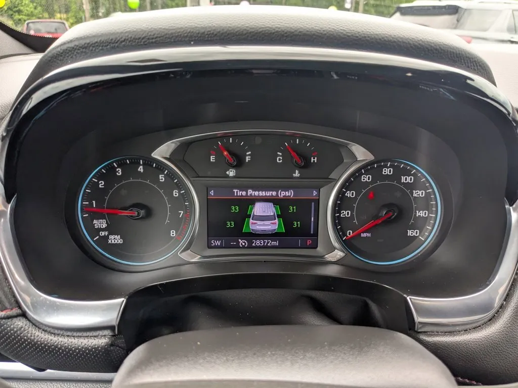 2023 Chevrolet Traverse RS thumbnail 16