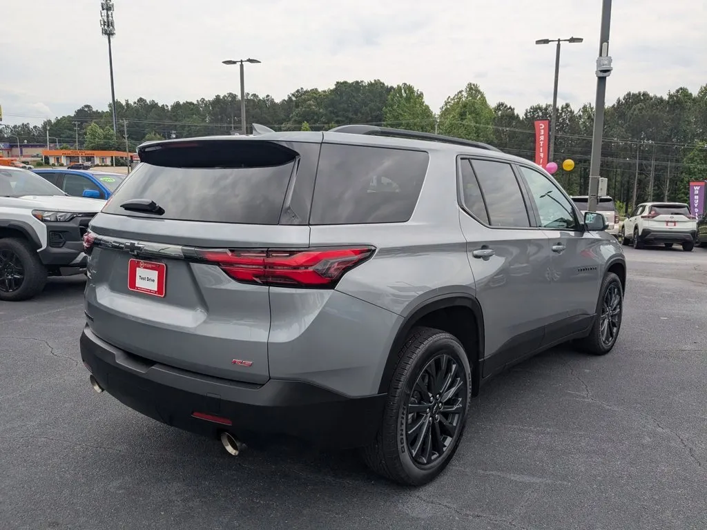 2023 Chevrolet Traverse RS thumbnail 5