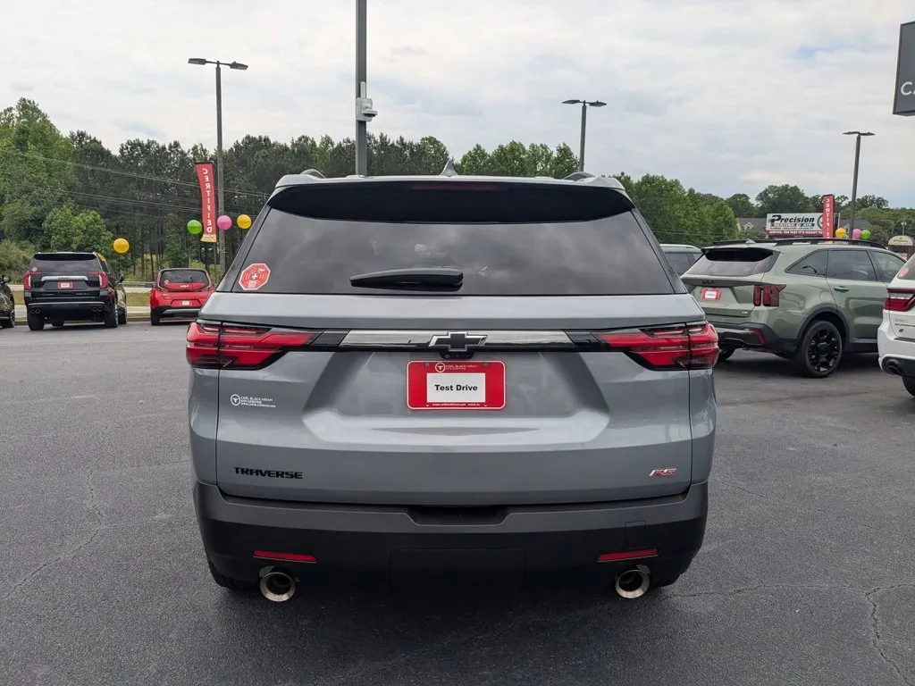 2023 Chevrolet Traverse RS thumbnail 6