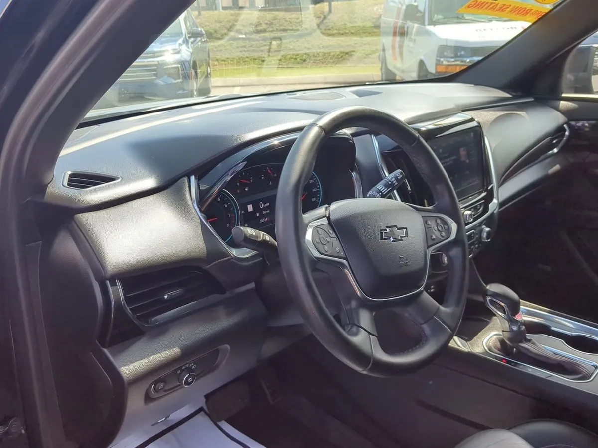 2023 Chevrolet Traverse RS thumbnail 10
