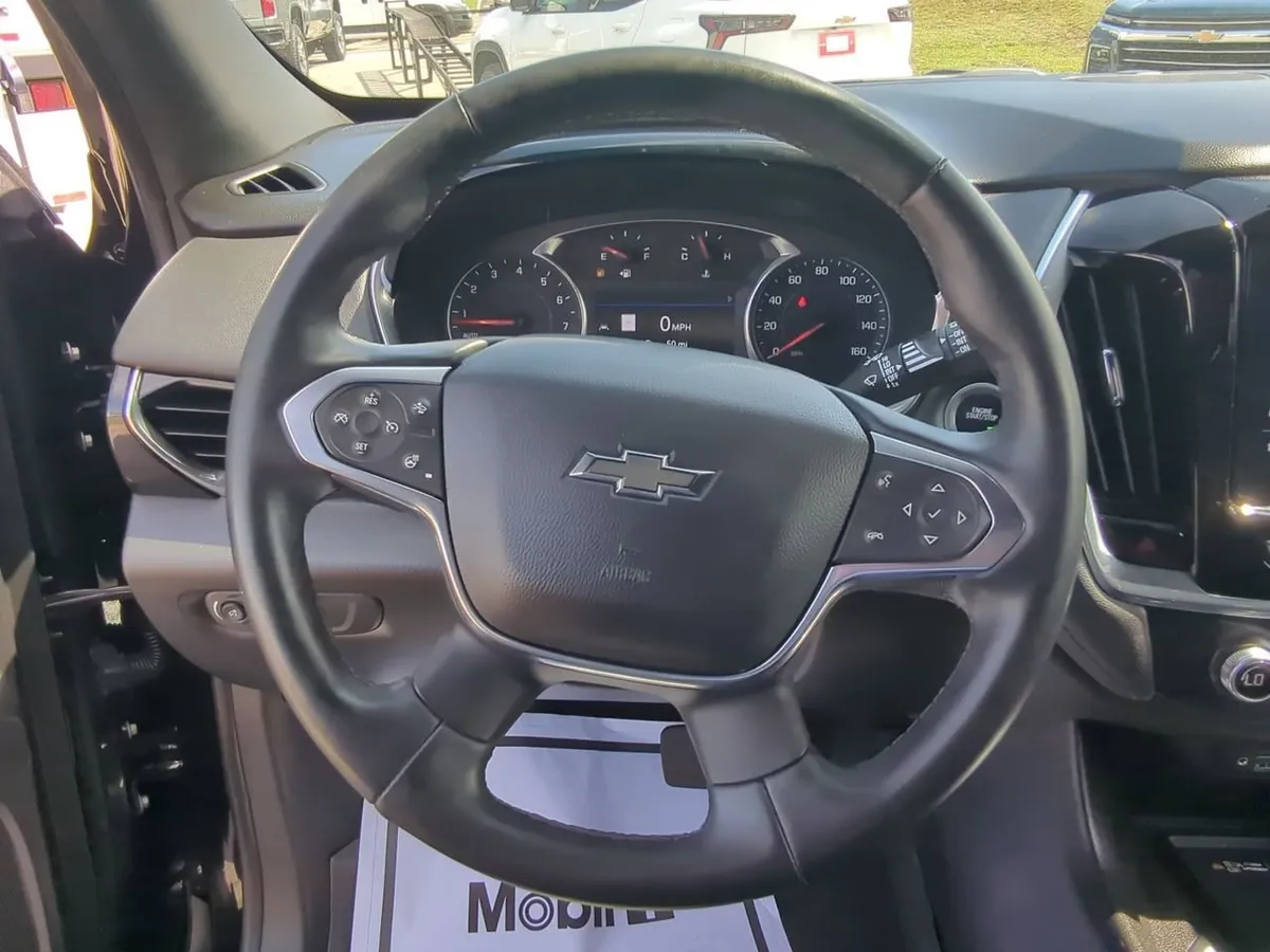 2023 Chevrolet Traverse RS thumbnail 11