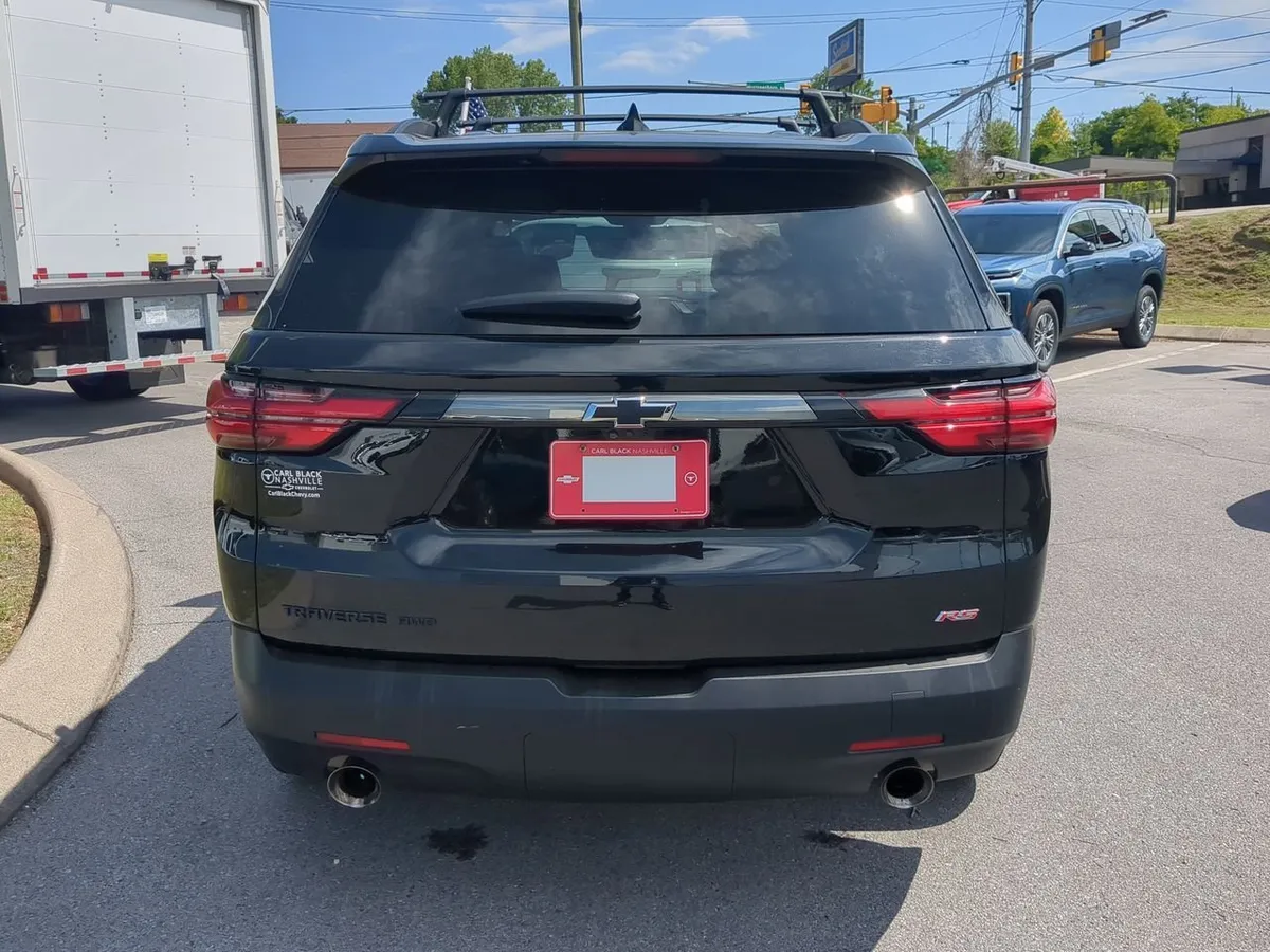 2023 Chevrolet Traverse RS thumbnail 7