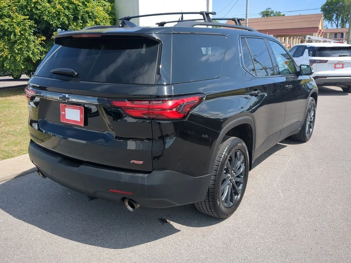 2023 Chevrolet Traverse RS thumbnail 8