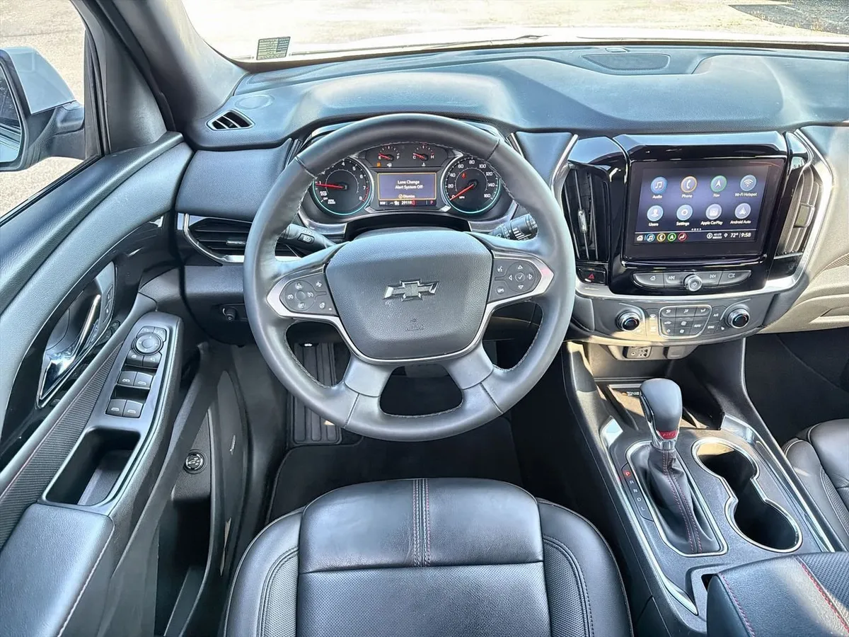 2023 Chevrolet Traverse RS thumbnail 10