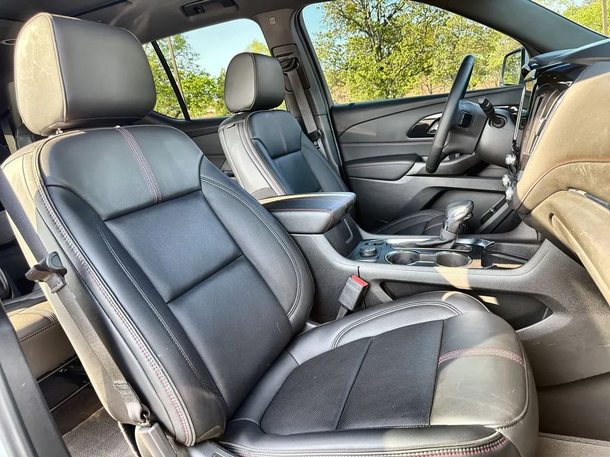 2023 Chevrolet Traverse RS thumbnail 23