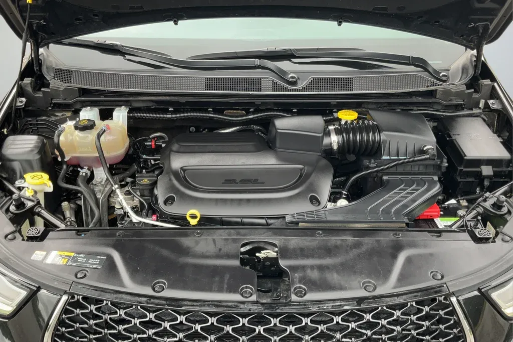 2023 Chrysler Pacifica Touring L thumbnail 23