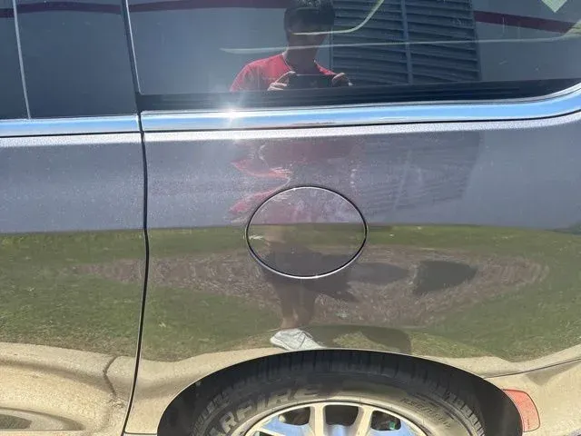 2023 Chrysler Voyager LX thumbnail 13