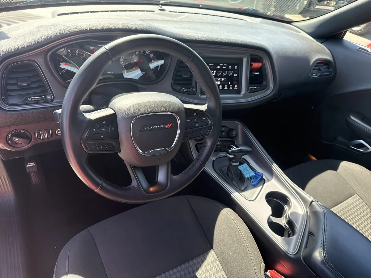 2023 Dodge Challenger GT thumbnail 19