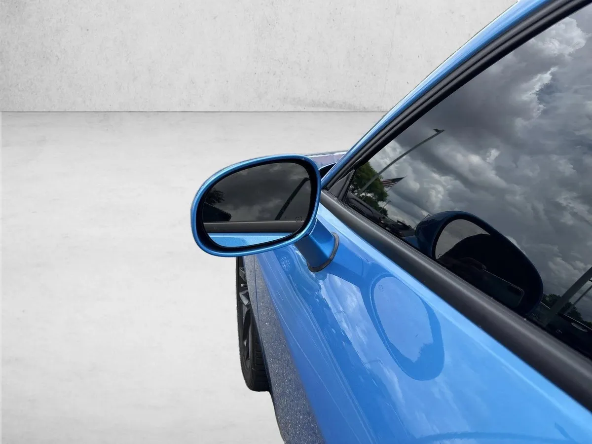 2023 Dodge Challenger GT thumbnail 26